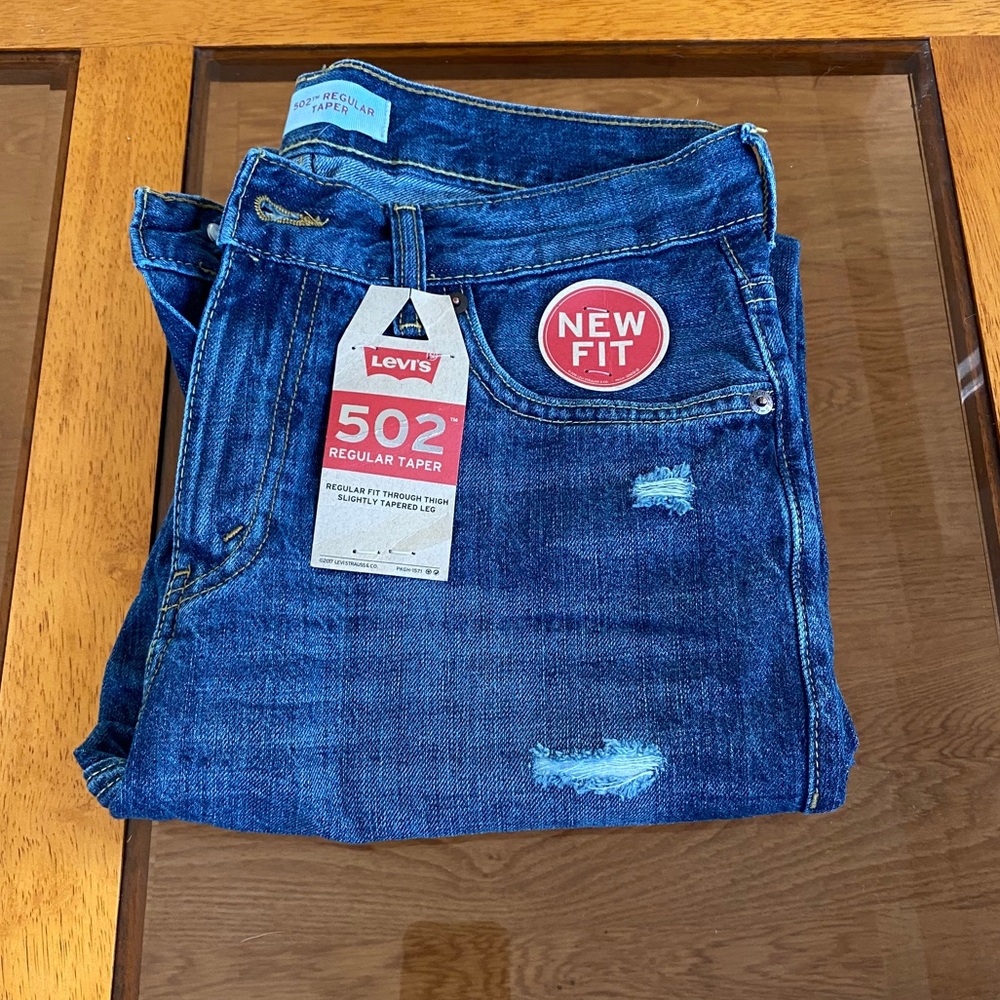 NWT Men’s Levi’s (size 18/29x29)